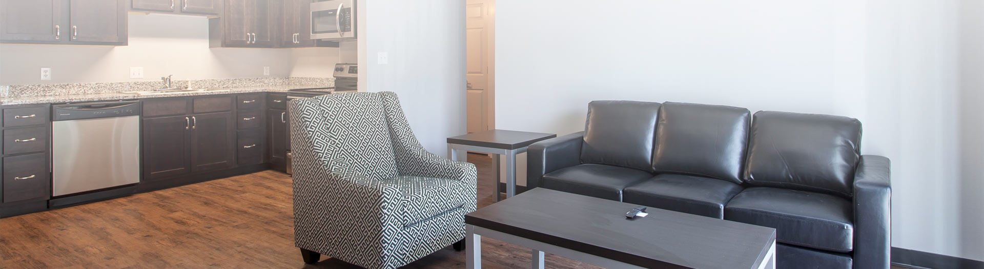 m14_apartment_student_housing_inpg_bkg_1920x525_web